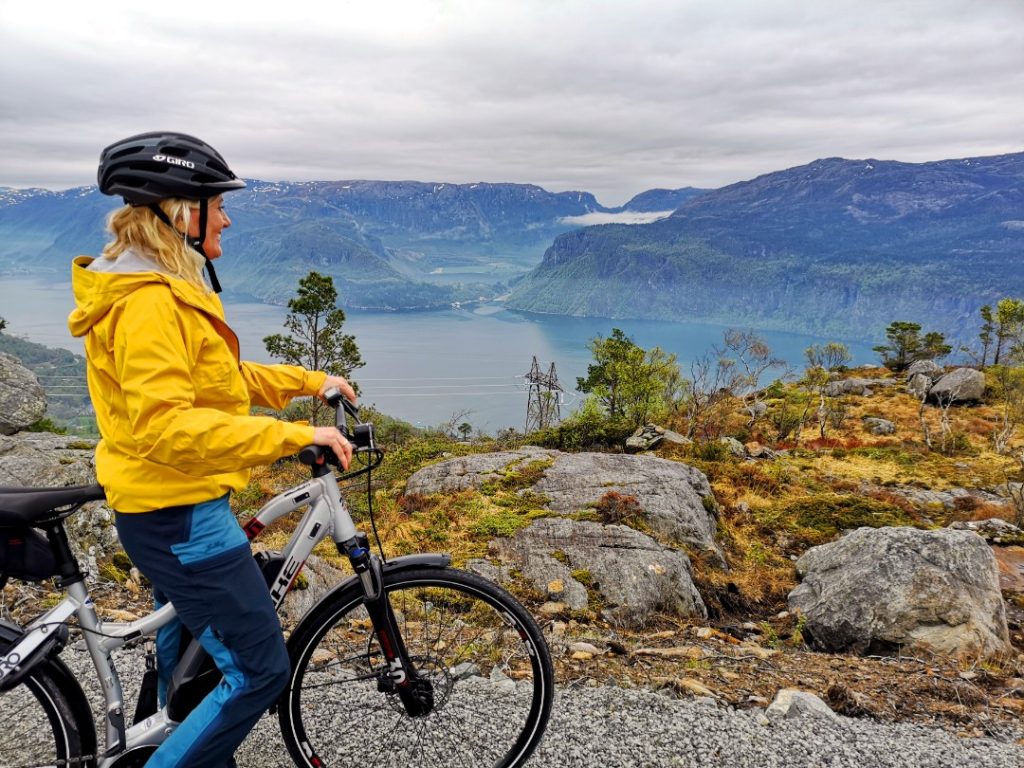 Biking and hiking on the mountains in Norway